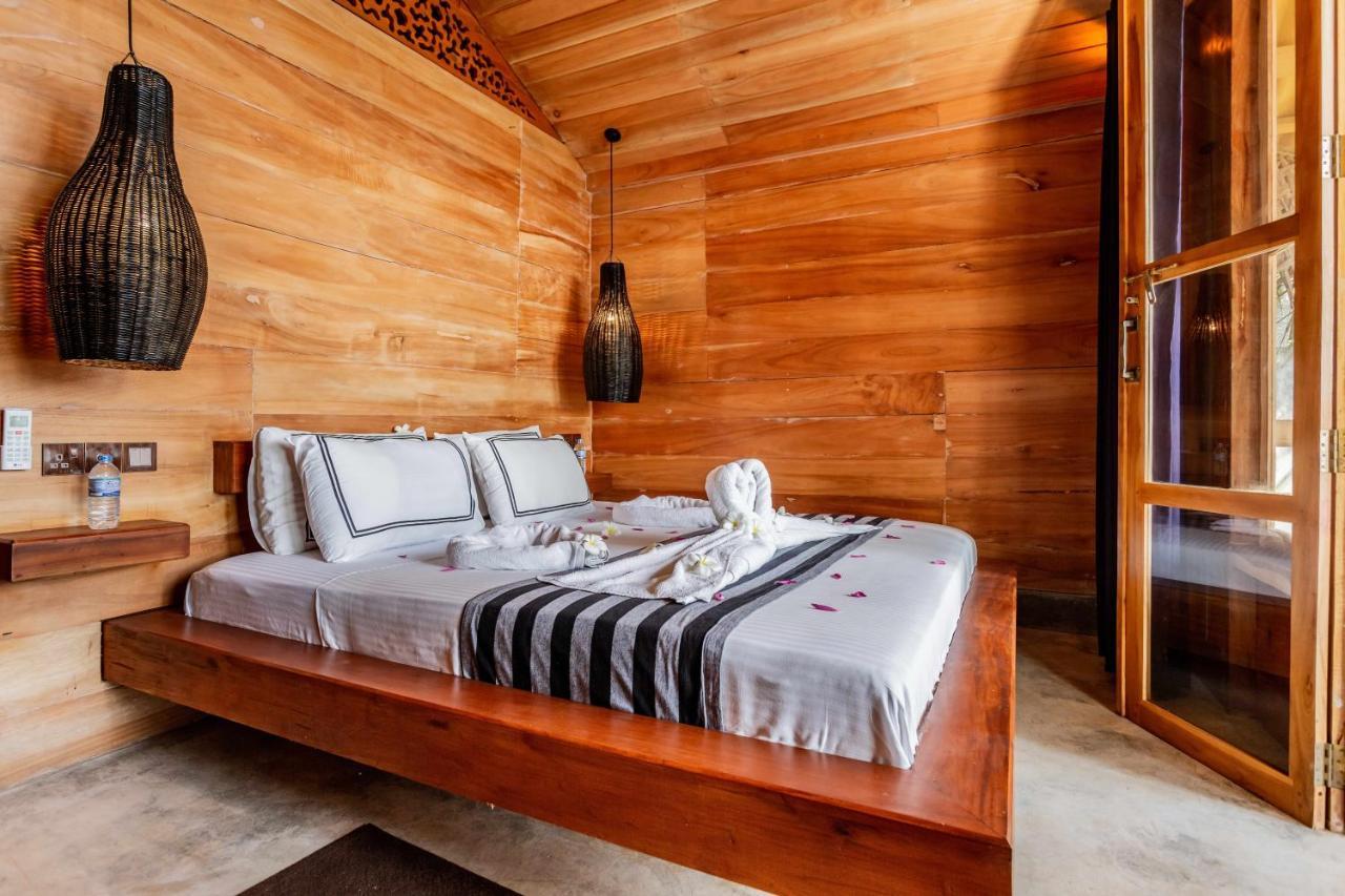 Sea View Clay House Hotel Dikwella Ngoại thất bức ảnh