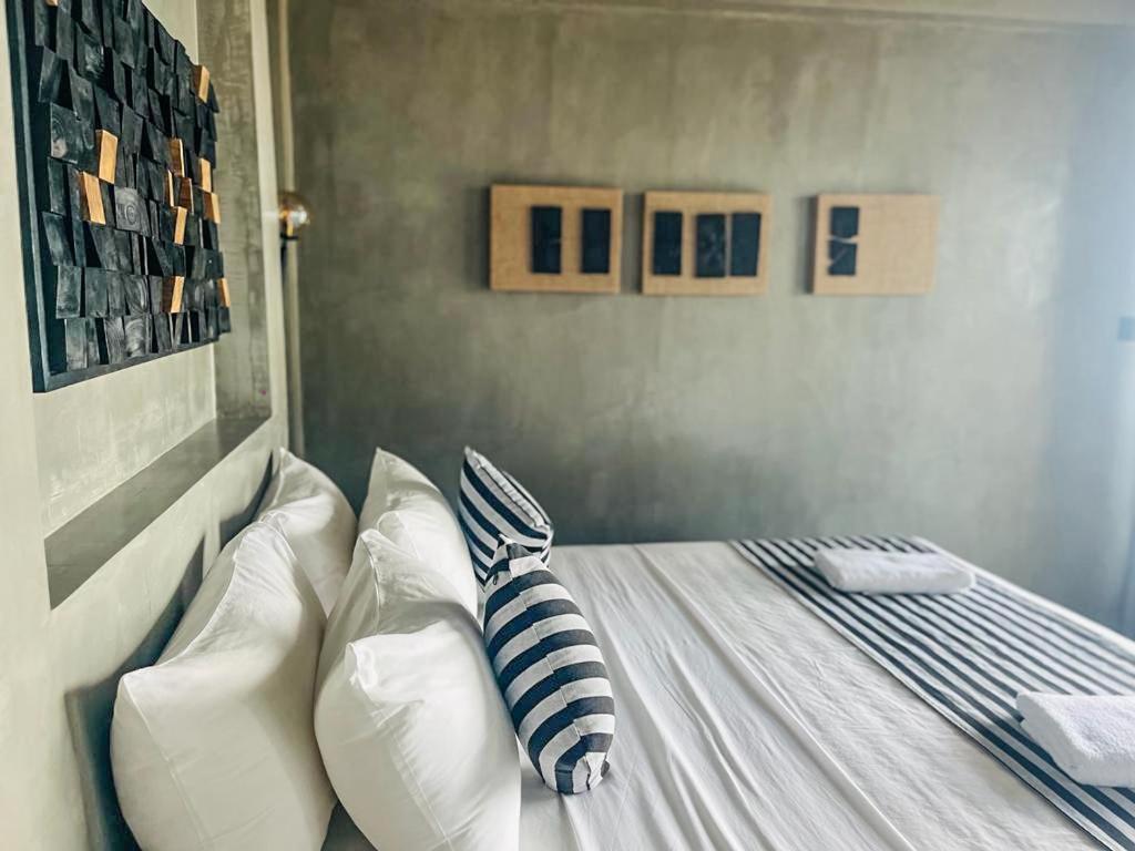 Sea View Clay House Hotel Dikwella Ngoại thất bức ảnh