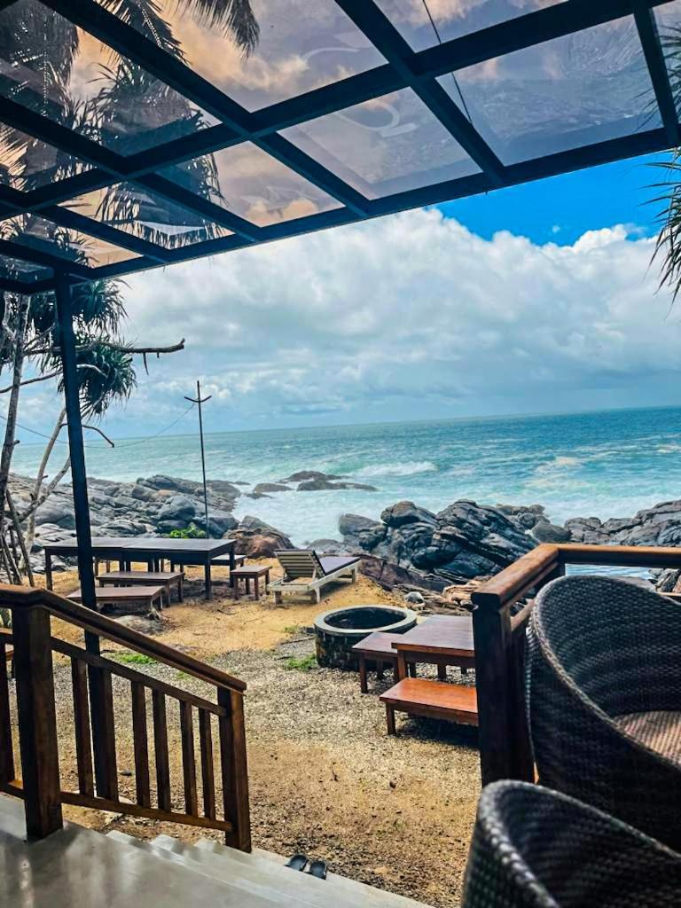 Sea View Clay House Hotel Dikwella Ngoại thất bức ảnh