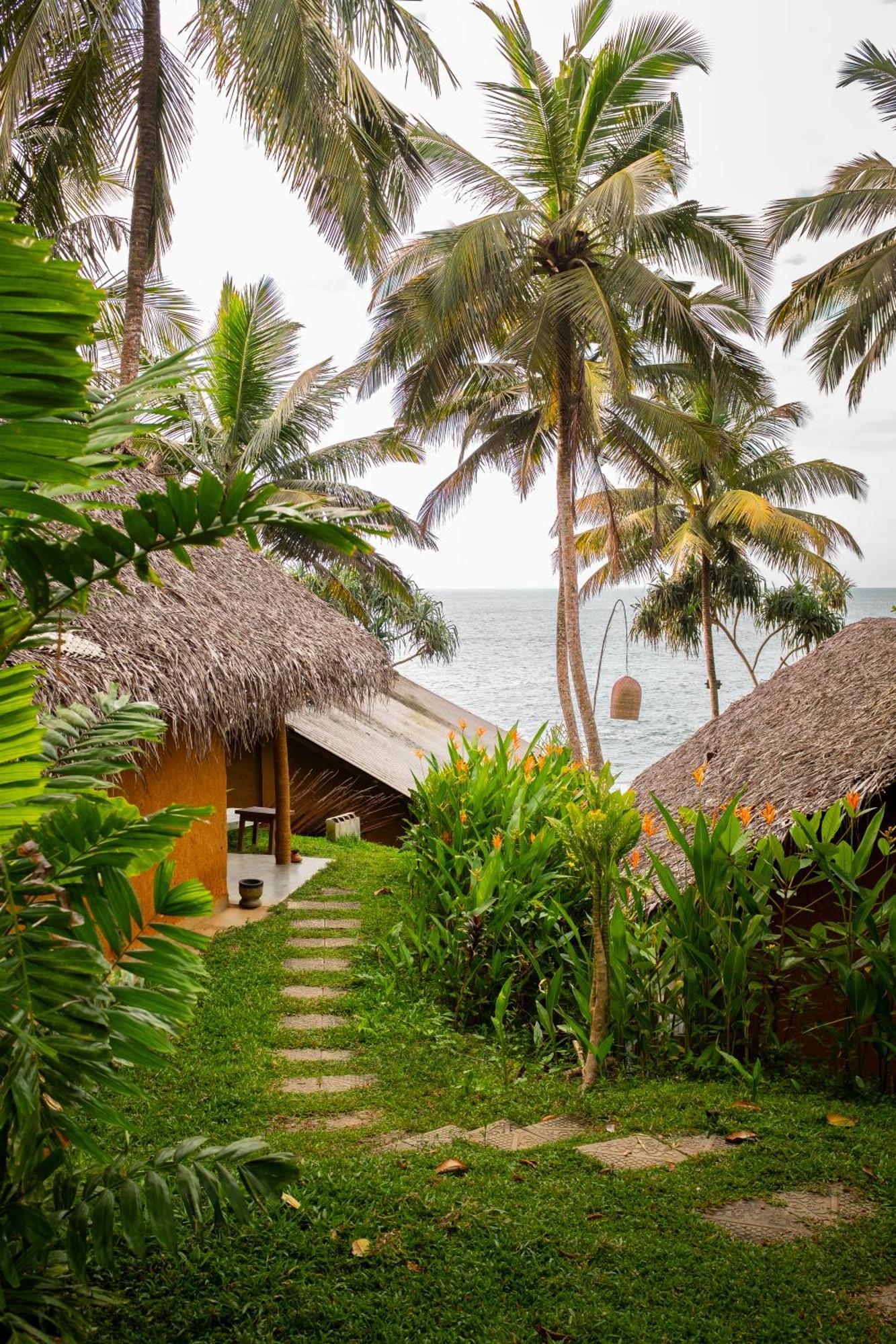 Sea View Clay House Hotel Dikwella Ngoại thất bức ảnh