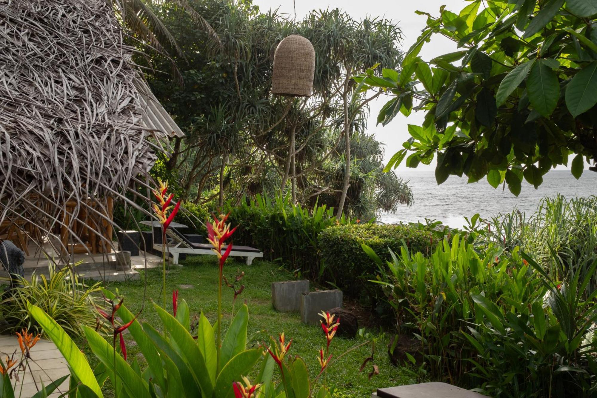 Sea View Clay House Hotel Dikwella Ngoại thất bức ảnh