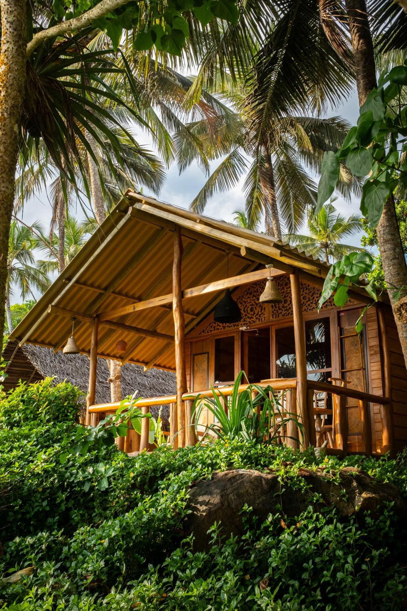 Sea View Clay House Hotel Dikwella Ngoại thất bức ảnh