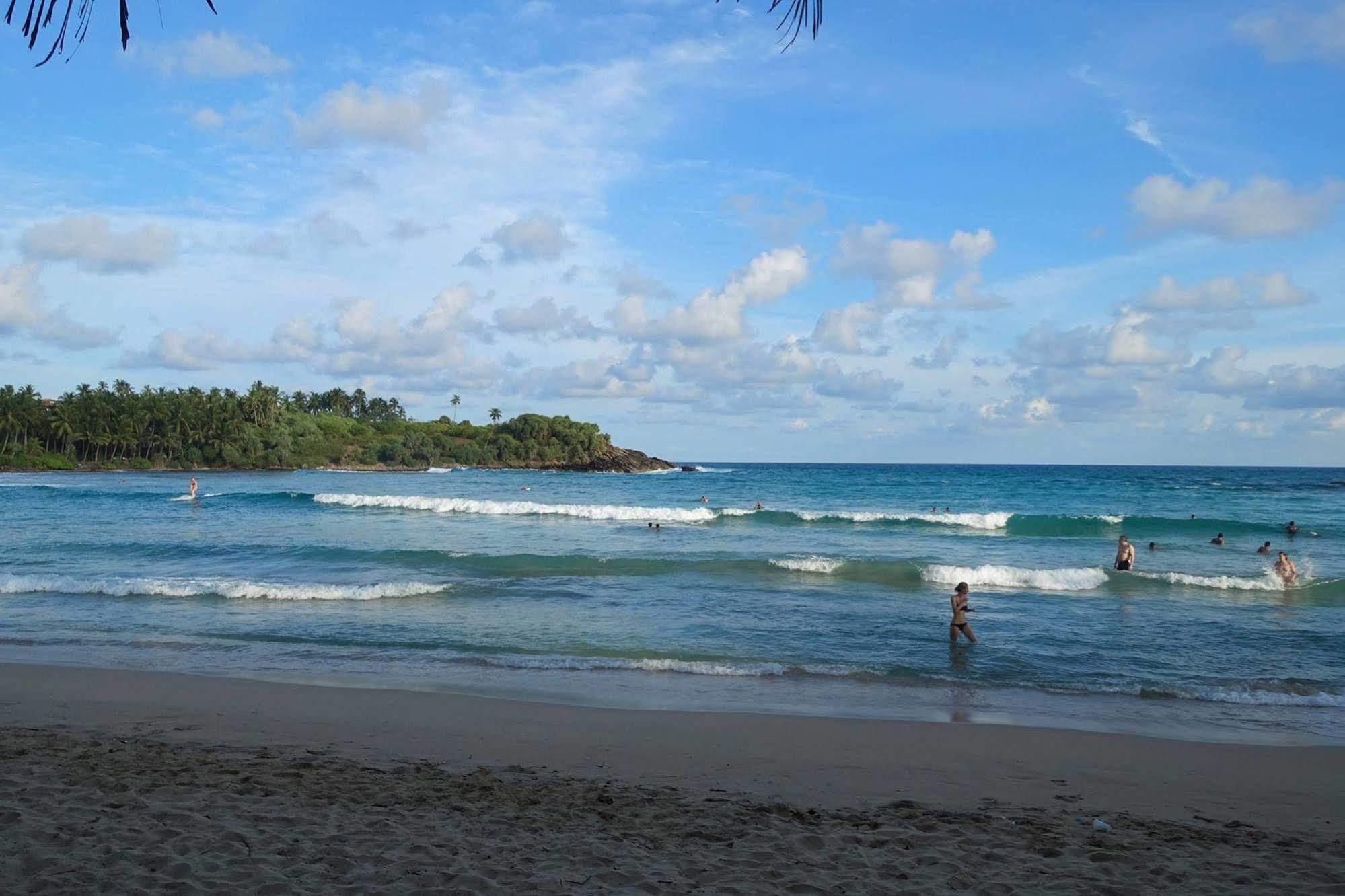 Sea View Clay House Hotel Dikwella Ngoại thất bức ảnh