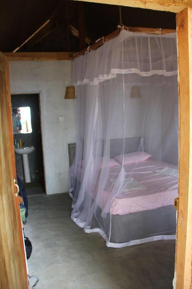 Sea View Clay House Hotel Dikwella Ngoại thất bức ảnh